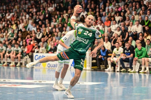 DAIKIN HBL Bundesliga Frisch Auf Göppingen HSG Wetzlar Göppingen, 07 05 2026 Marcel Schiller Frisch Auf Göppingen, 24 scores his 2,500th Bundesliga goal by 7 meters Göppingen, 07 05 2026 31 Matchday of the DAIKIN Handball Bundesliga, Frisch Auf Göppingen HSG Wetzlar, EWS Arena, Göppingen Copyright: xBEAUTIFULxSPORTS Märklx