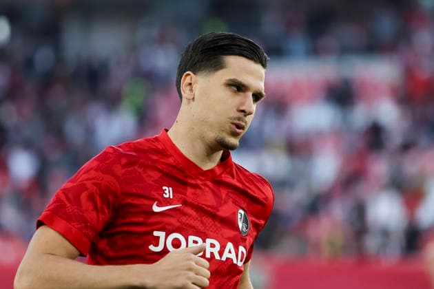 Igor Matanovic SC Freiburg, 31 warming up before the start of the match, Germany, Football, UEFA Europa League, semi-final, 2025 2026, SC Freiburg vs Sporting Braga, 07 05 2026, Freiburg im Breisgau Europa Park Stadium Germany Copyright: xGrantxHubbsx