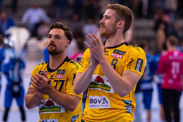 DAIKIN Handball Bundesliga TVB Stuttgart vs Rhein Neckar Löwen 07 05 2026 Stuttgart, GERMANY 07 May 2026 Dani Baijens Rhein Neckar Löwen, 77 and Tim Nothdurft Rhein Neckar Löwen, 8 celebrate after the match between TVB Stuttgart and Rhein Neckar Löwen on matchday 31 of the Daikin Handball Bundesliga at the Porsche Arena Copyright: xBEAUTIFULxSPORTS Steinx