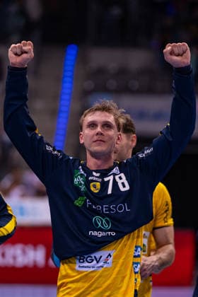 DAIKIN Handball Bundesliga TVB Stuttgart vs Rhein Neckar Löwen 07 05 2026 Stuttgart, GERMANY 07 May 2026 Edwin Aspenbäck Rhein Neckar Löwen, 78 is happy about the victory in the match between TVB Stuttgart and Rhein Neckar Löwen on match day 31 of the Daikin Handball Bundesliga at the Porsche Arena Copyright: xBEAUTIFULxSPORTS Steinx