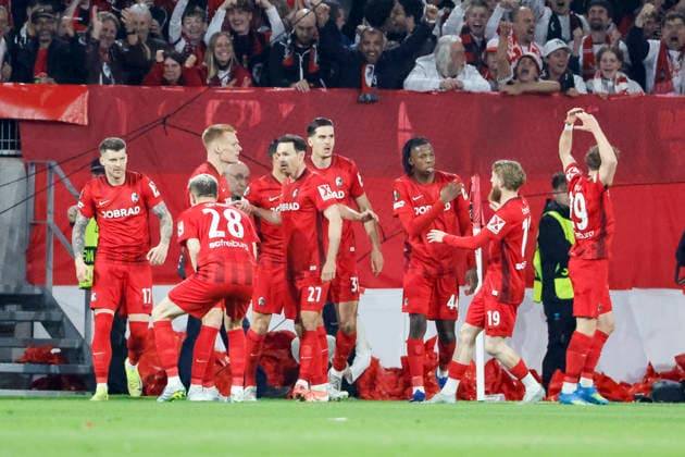 Goal celebration SC Freiburg at 1 0 by Lukas Kübler, Kubler SC Freiburg, 17 , Germany, Football, UEFA Europa League, Semifinal, 2025 2026, SC Freiburg vs Sporting Braga, 07 05 2026, Freiburg im Breisgau Europa Park Stadium Germany Copyright: xGrantxHubbsx