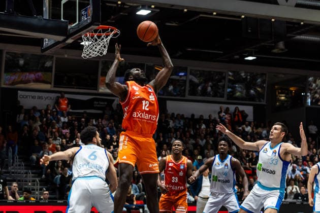 GER, easy Credit Basketball Bundesliga, Niners Chemnitz Frankfurt Skyliners 07 05 2026, Messe, Chemnitz, GER, easy Credit Basketball Bundesliga, Niners Chemnitz Frankfurt Skyliners Amadou Sow Niners Chemnitz, 12 Foto Alexander Trienitz Chemnitz Messe Sachsen Germany