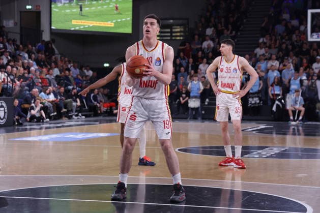 2026 05 07 xfsx GER,Hamburg,1 Basketballl Bundesliga, easyCredit BBL,Veolia Towers Hamburg vs Fitness First Wuerzburg Baskets, in the Inselpark Arena , v l Christian Skladanowski Wuerzburg Baskets ,19 Copyright: HMBxMedia FernandoxSoares
