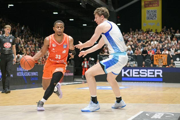 easyCredit Basketball Bundesliga, 33 Matchday, Niners Chemnitz Frankfurt Skyliners 07 05 2026 from 18 30 h Chemnitz, Chemnitz Arena In the photo Eric Washington 33 easyCredit Basketball Bundesliga, 33 Matchday, Niners Chemnitz Frankfurt Skyliners Chemnitz Saxony Germany Copyright: xEHLxMedia MichelxKöhlerx 20260705-Niners Chemnitz-Frankfurt Skyliners_141