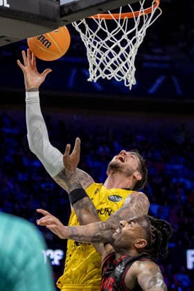 Rytas Vilnius v La Laguna Tenerife - Basketball Champions League Final Four Semifinal Fran Guerra shoots under defensive pressure from Speedy Smith during the semifinal of the Basketball Champions League Final Four between Laguna Tenerife and Rytas Vilnius at the Palau Olimpic de Badalona on May 7, 2026. Barcelona Spain  Copyright: xLeonardoxGerzonx originalFilename:gerzon-notitle260507_npv21.jpg