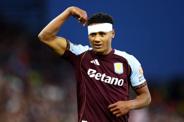 Ollie Watkins of Aston Villa celebrates scoring a goal after making the score 1-0. Aston Villa v Nottingham Forest, UEFA Europa League, Semi Final, Second Leg, Football, Villa Park, Birmingham, UK - 07 May 2026Birmingham Villa Park United Kingdom EDITORIAL USE ONLY No use with unauthorised audio, video, data, fixture lists, club league logos or live services. Online in-match use limited to 120 images, no video emulation. No use in betting, games or single club league player publications. Copyright: xJamesxMarsh Shutterstockx 16861510bw