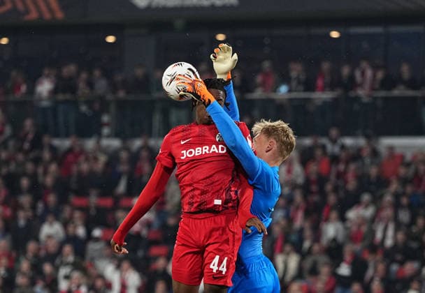 Johan Manzambi SC Freiburg and Lukas Hornicek Braga battle for the ball during Freiburg and Braga, UEFA Europa League Semi final, Europa Park Stadion, Freiburg, Germany on May 7, 2026 Thor Wegner DeFodi Images Photo by DeFodi Images