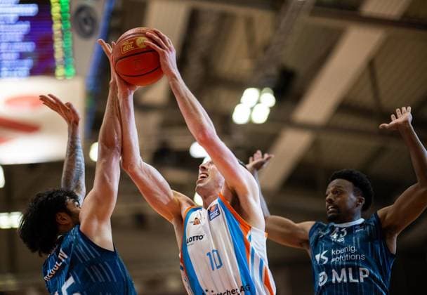 BASKETBALL EASYCREDIT BBL 33 GAME DAY SCIENCE CITY JENA MLP ACADEMICS HEIDELBERG FOR EDITORIAL PURPOSES ONLY p 07 05 2026 Jena Basketball easyCredit BBL 1 Basketball Bundesliga Season 2025 2026 33 Matchday Sparkassen Arena Science City Jena MLP Academics Heidelberg in photo Joe Wieskamp 10 Science City Jena Germany Thueringen Jena Copyright SaschaxFromm Copyright: SaschaxFromm doc85qw4aje3rqmctcse47 ,EDITORIAL USE ONLY Copyright: SaschaxFromm