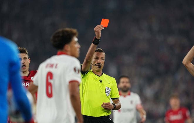Mario Dorgeles Braga receives a red card during Freiburg and Braga, UEFA Europa League Semi final, Europa Park Stadion, Freiburg, Germany on May 7, 2026 Thor Wegner DeFodi Images Photo by DeFodi Images