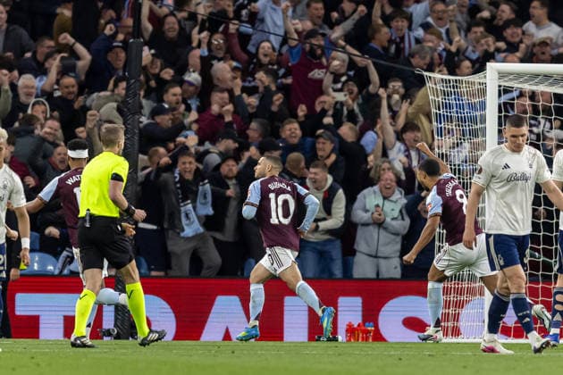 Aston Villa v Nottingham Forest, Europa League, Semi-Final GOAL scores 2-0 Aston Villa midfielder Emi Buendia (10) scores from penalty and celebrates during the Europa League semi final second leg match between Aston Villa and Nottingham Forest at Villa Park, Birmingham, UK on 7 May 2026. Birmingham Villa Park West Midlands UK Editorial use only , Copyright: xManjitxNarotrax PSI-24205-0034