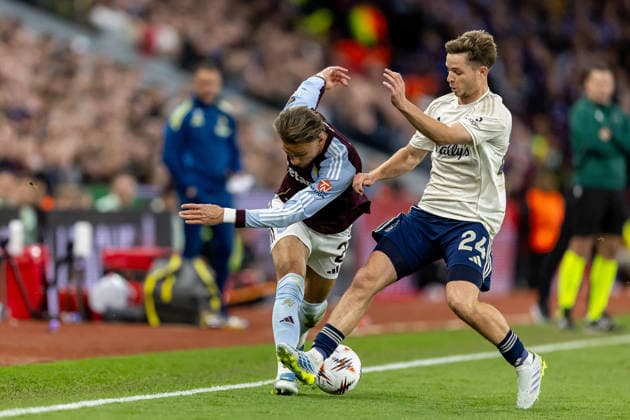 Aston Villa v Nottingham Forest, Europa League, Semi-Final Aston Villa defender Matty Cash (2) battles for possession with Nottingham Forest midfielder James McAtee (24) during the Europa League semi final second leg match between Aston Villa and Nottingham Forest at Villa Park, Birmingham, UK on 7 May 2026. Birmingham Villa Park West Midlands UK Editorial use only , Copyright: xManjitxNarotrax PSI-24205-0042