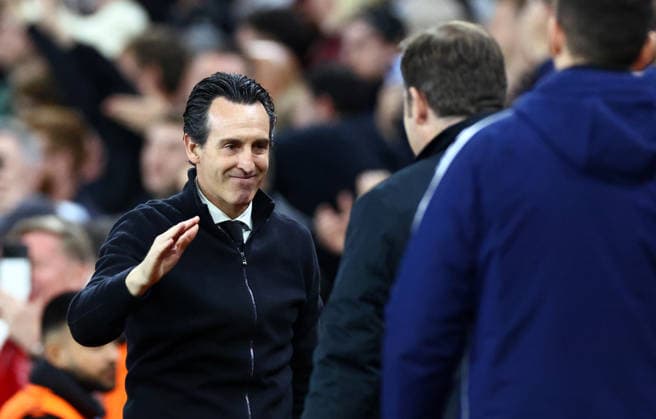 Aston Villa Manager Unai Emery applauds fans. Aston Villa v Nottingham Forest, UEFA Europa League, Semi Final, Second Leg, Football, Villa Park, Birmingham, UK - 07 May 2026Birmingham Villa Park United Kingdom EDITORIAL USE ONLY No use with unauthorised audio, video, data, fixture lists, club league logos or live services. Online in-match use limited to 120 images, no video emulation. No use in betting, games or single club league player publications. Copyright: xJamesxMarsh Shutterstockx 16861510dr