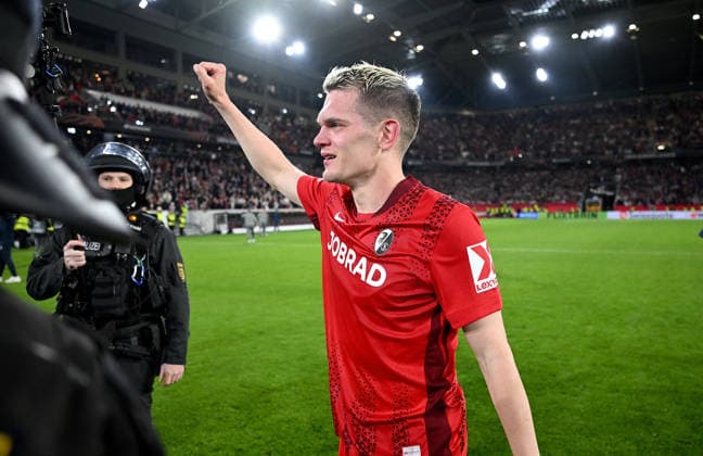 FOOTBALL EUROPE LEAGUE SEASON 2025 2026 semi-final second leg 07 05 2026 SC Freiburg SC Braga cheers SC Freiburg after the victory and entry into the final, Matthias Ginter