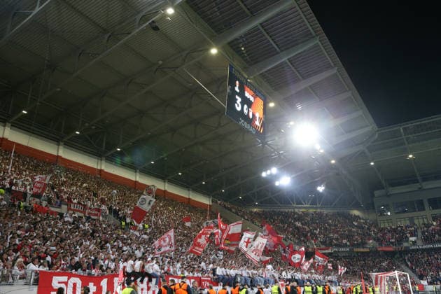 07 05 2026, xrekx, Football UEFA Europa League, SC Freiburg Sporting Braga v l Platzsturm Freiburg Fans ,Mood, Scarves, Ultras, Spectators, Visitors, Choreo, Choreography, atmosphere, scarves, spectators, visitors Scoreboard, Videowall, Scoreboard, Info, Advertising Final Score 3 1 DFL DFB REGULATIONS PROHIBIT ANY USE OF PHOTOGRAPHS as IMAGE SEQUENCES and or QUASI VIDEO Freiburg