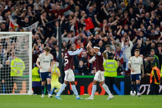 Europa League 2025 26 Semi Final 2nd Leg Aston Villa vs Nottingham Forest Villa Park 07.05.2026 Ollie Watkins of Aston Villa celebrates at the final whistle Europa League 2025 26 Semi Final 2nd Leg Aston Villa vs Nottingham Forest Villa Park 07.05.2026 Photograph By Marc Aspland The Times  Copyright: xMarcxAsplandx NINTCHDBPICT001078978900
