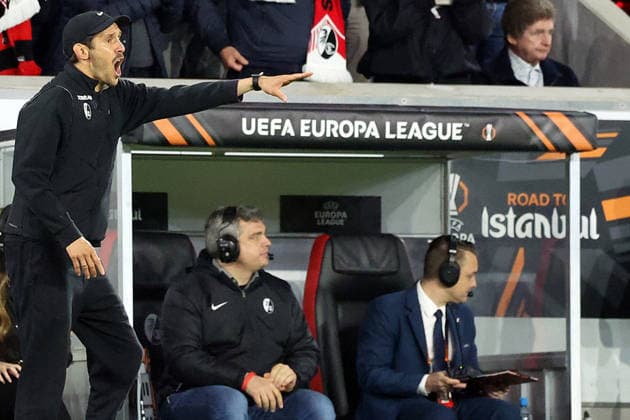 07 05 2026, xrekx, Football UEFA Europa League, SC Freiburg Sporting Braga v l Julian Schuster Coach SC Freiburg gives instructions, gesticulates, gesticulate with arms gives instructions, gesticulate DFL DFB REGULATIONS PROHIBIT ANY USE OF PHOTOGRAPHS as IMAGE SEQUENCES and or QUASI VIDEO Freiburg