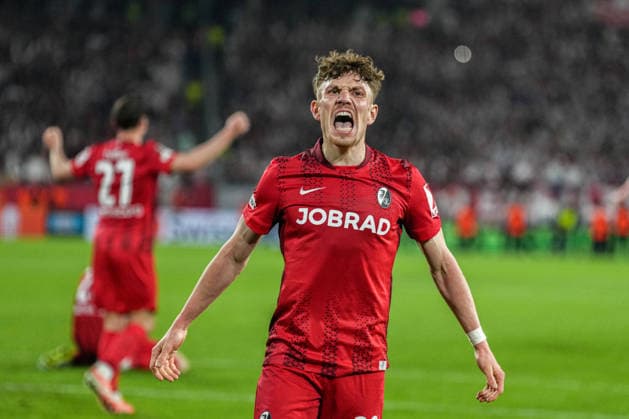 UEFA Europa League SC Freiburg vs Sporting Braga, 07 04 2026 Philipp Treu SC Freiburg, 29 celebrating after the final whistle UEFA Europa League SC Freiburg vs Sporting Braga, Europa Park Stadium, 07 04 2026 Copyright: xBEAUTIFULxSPORTS Boscox