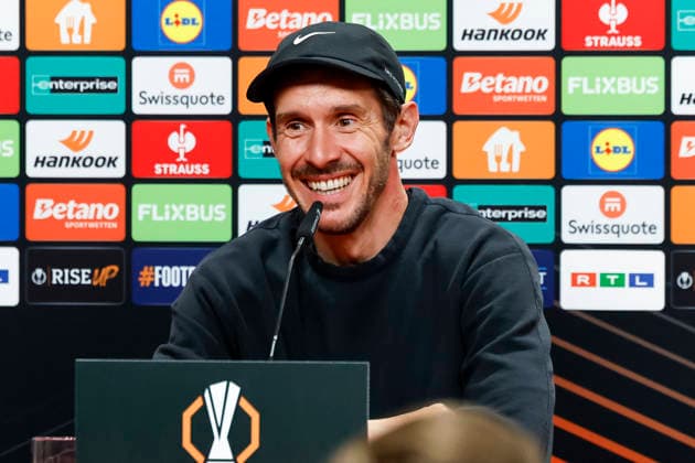 Julian Schuster SC Freiburg, Coach at the press conference , Germany, Football, UEFA Europa League, Semi-final, 2025 2026, SC Freiburg vs Sporting Braga, 08 05 2026, Freiburg im Breisgau Europa Park Stadium Germany Copyright: xGrantxHubbsx