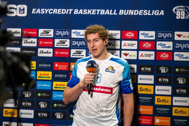 GER, easy Credit Basketball Bundesliga, Niners Chemnitz Frankfurt Skyliners 07 05 2026, Messe, Chemnitz, GER, easy Credit Basketball Bundesliga, Niners Chemnitz Frankfurt Skyliners Jacob Holt Frankfurt Skyliners 10 at the interview with DYN Foto Alexander Trienitz Chemnitz Messe Sachsen Germany