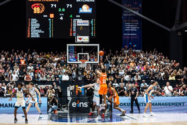 GER, easy Credit Basketball Bundesliga, Niners Chemnitz Frankfurt Skyliners 07 05 2026, Messe, Chemnitz, GER, easy Credit Basketball Bundesliga, Niners Chemnitz Frankfurt Skyliners Eric Washington Niners Chemnitz, 33 Photo Alexander Trienitz Chemnitz Messe Sachsen Germany