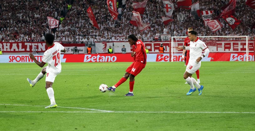 07 05 26 SC Freiburg SC Braga Germany, Freiburg, 07 05 2026, Football, Europa League, Season 2025 2026, Semi-final, SC Freiburg SC Braga Johan Manzambi SC Freiburg Goal 2 0 Manzambi