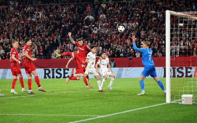 07 05 26 SC Freiburg SC Braga Germany, Freiburg, 07 05 2026, Football, Europa League, Season 2025 2026, Semi-final, SC Freiburg SC Braga Lukas Kübler SC Freiburg Goal 3 0 Kübler