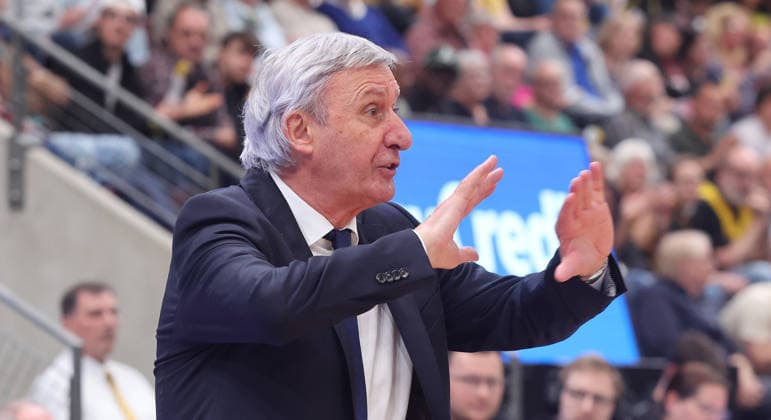 Ludwigsburg , easyCredit Basketball Bundesliga MHP Riesen Ludwigsburg vs Bayern Munich , Svetislav Pesic Bayern