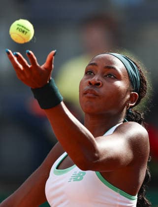 (260508) -- ROME, May 8, 2026 -- Coco Gauff serves during the women s singles second round match between Coco Gauff of the United States and Tereza Valentova of the Czech Republic at the WTA, Tennis Damen Italian Open in Rome, Italy, May 7, 2026. ) (SP)ITALY-ROME-TENNIS-WTA-ITALIAN OPEN-WOMEN S SINGLES WangxKaiyan 