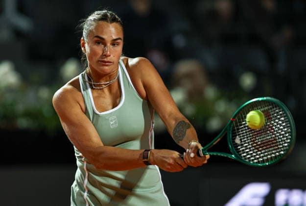 (260508) -- ROME, May 8, 2026 -- Aryna Sabalenka hits a return during the women s singles second round match between Aryna Sabalenka of Belarus and Barbora Krejcikova of the Czech Republic at the WTA, Tennis Damen Italian Open in Rome, Italy, May 7, 2026. ) (SP)ITALY-ROME-TENNIS-WTA-ITALIAN OPEN-WOMEN S SINGLES WangxKaiyan 