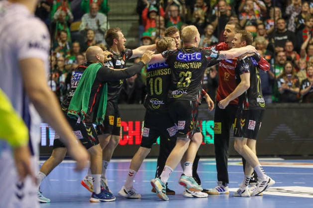 07 05 2026, xgox, Handball EHF Champions League 1 4 Final SC Magdeburg Pick Szeged v l Magdeburg Cheering about the victory, cheering after the end of the game Magdeburg