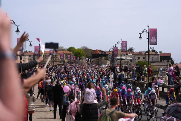 The pack rides cycles during Stage 1 of the Giro d™Italia, from Nessebar to Burgas, Bulgaria, Friday, May 8, 2026.  Copyright: xFabioxFerrari LaPressex