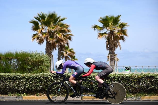 UCI Para Cycling Road World Cup: Round 3 Picture by Olly Hassell SWpix.com - 08 05 2026 - Cycling - UCI Para Cycling Road World Cup: Round 3 - Pescara, Abruzzo, Italy - Women B Individual Time Trial (ITT) Georgina Bullen piloted by Miriam Jessett (Great Britain) Copyright: x xSWpix.comx(t axPhotographyxHubxLtd)xOllyxHassell SWpix.comx SWP-3030-13920