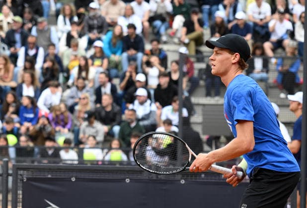 May 8, 2026, Rome: Jannik Sinner of Italy in action during a training session with Flavio Cobolli of Italy (not pictured) at the Italian Open tennis tournament in Rome, Italy, 08 May 2026. ANSA ETTORE FERRARI Italian Open Tennis Tournament  - ZUMAa110 20260508_zaf_a110_091 Copyright: xEttorexFerrarix