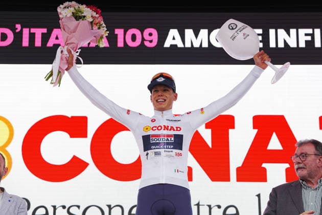 France™s Paul Magnier of Soudal Quick-Step winner with white jersey on the podium after Stage 1 of the Giro d™Italia, from Nessebar to Burgas, Bulgaria, Friday, May 8, 2026.  Copyright: xMassimoxPaolone LaPressex
