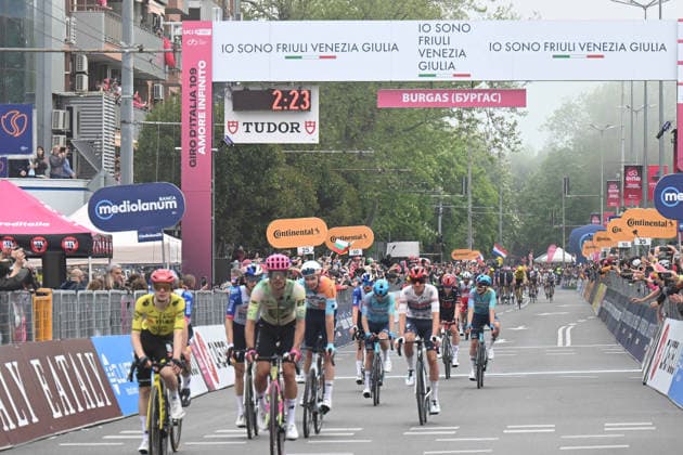 08-05-2026 Giro D italia; Tappa 01 Nessebar - Burgas; 2026, Visma - Lease A Bike; Vingegaard, Jonas; Burgas; 