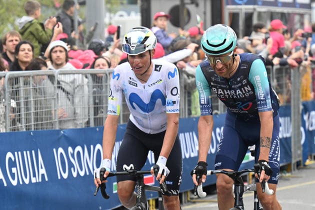08-05-2026 Giro D italia; Tappa 01 Nessebar - Burgas; 2026, Movistar; 2026, Bahrain Victorious; Mas, Enric; Caruso, Damiano; Burgas; 