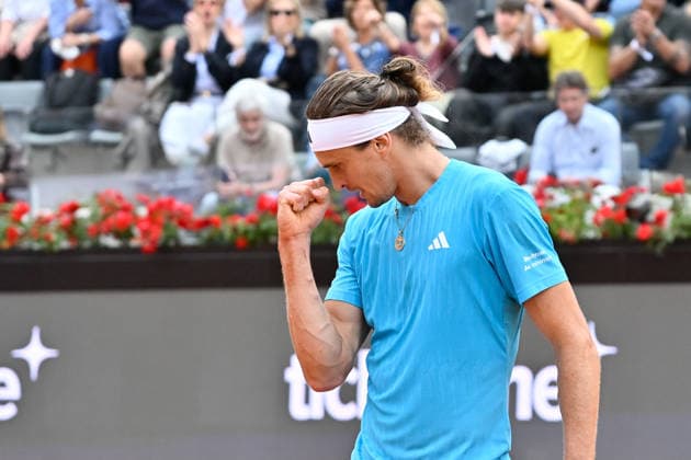 Foto IPP Cavaliere Emiliano. Roma 08 05 2026. Tennis Internazionali d Italia 2026. Nella foto: esuta Alexander Zverev. Italy Photo Press - World Copyright italy ITALY  Copyright: xR4924_italyphotopressx