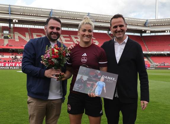 08 05 2026 Soccer Season 2025 2026 1 Womens Soccer Bundesliga 25 Matchday 1 FC Nürnberg FCN Club SGS Essen Sportfoto Zink DaMa xdaxmax Abigail Chaves 21, 1 FC Nürnberg FCN is bid farewell by Osman Cankaya Sporting Director 1 FC Nürnberg FCN Joti Chatzialexiou Board Sports 1 FC Nürnberg FCN