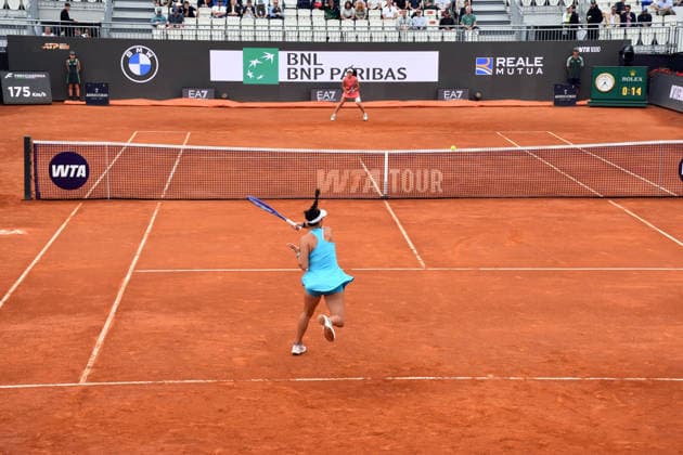 Italian Open 2026 tennis tournament ROME, ITALY - MAY 08: Turkish national tennis player Zeynep Sonmez and 5th seed Jessica Pegula of the United States compete during their second-round match at the WTA, Tennis Damen Rome Open at the Foro Italico in Rome, Italy, on May 08, 2026. Baris Seckin Anadolu Rome Italy. Editorial use only. Please get in touch for any other usage.  Copyright: x2026xAnadoluxBarisxSeckinx