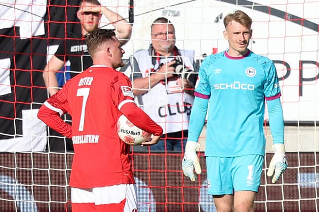 08 05 2026, xrekx, Soccer 2 Bundesliga, 1 FC Kaiserslautern Arminia Bielefeld v l Penalty for 1 0 by Marlon Ritter 1 FC Kaiserslautern Jonas Kersken Arminia Bielefeld DFL DFB REGULATIONS PROHIBIT ANY USE OF PHOTOGRAPHS as IMAGE SEQUENCES and or QUASI VIDEO Kaiserslautern
