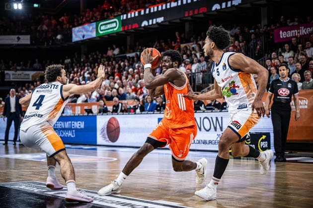 1 Basketball Bundesliga, easyCredit BBL, Season 2025 2026, Men, Main Round, 33 Matchday, 08 05 2026, RASTA Vechta Rostock Seawolves TJ Bamba 5 RASTA Vechta in action Vechta RASTA Dome Lower Saxony Germany