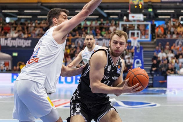 Jure Planinic MBC, 44 , Moritz Krimmer Bamberg, 27 , Syntainics MBC vs BMA365 Bamberg Baskets, Basketball, 1 Bundesliga, Men, 33 Matchday, Season 2025 26, 08 05 2026 Weißenfels Stadthalle Sachsen Anhalt Germany