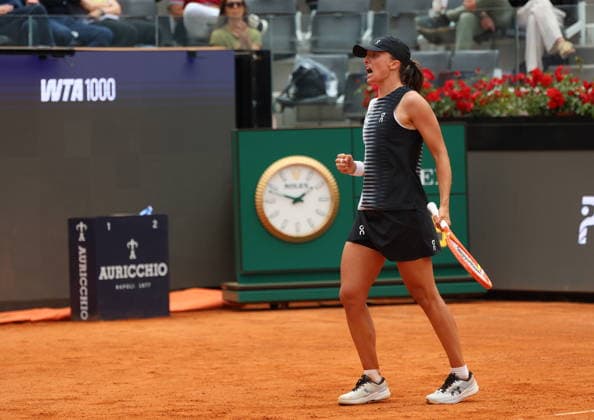 TENIS WTA, Tennis Damen 1000 RZYM 2026 08052026 N Z IGA SWIATEK W TRAKCIE MECZU DRUGIEJ RUNDY TURNIEJU WTA 1000 INTERNAZIONALI BNL D™ITALIA W RZYMIE MARCIN CHOLEWINSKI NEWSPIX.PL TENIS WTA 1000 ROME 2026 08052026 IGA SWIATEK DURING THE MATCH IN THE SECOND ROUND OF INTERNAZIONALI BNL D™ITALIA IN ROME NEWSPIX.PL --- newspix.pl 