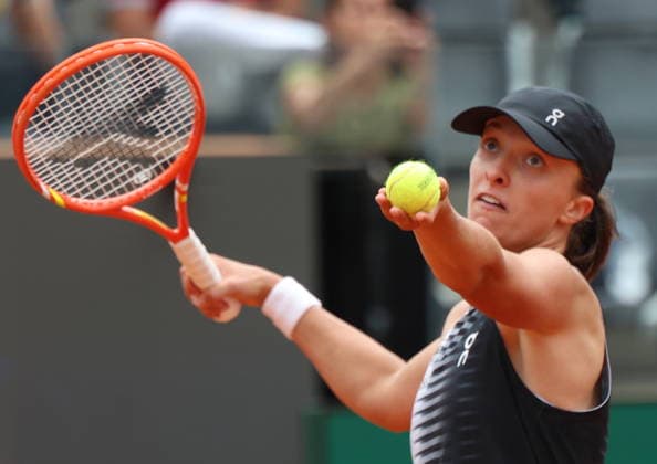 TENIS WTA, Tennis Damen 1000 RZYM 2026 08052026 N Z IGA SWIATEK W TRAKCIE MECZU DRUGIEJ RUNDY TURNIEJU WTA 1000 INTERNAZIONALI BNL D™ITALIA W RZYMIE MARCIN CHOLEWINSKI NEWSPIX.PL TENIS WTA 1000 ROME 2026 08052026 IGA SWIATEK DURING THE MATCH IN THE SECOND ROUND OF INTERNAZIONALI BNL D™ITALIA IN ROME NEWSPIX.PL --- newspix.pl 