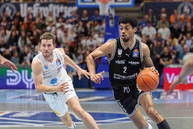 Spencer Reaves MBC, 31 , Ibrahim Watson Boye Bamberg, 2 , Syntainics MBC vs BMA365 Bamberg Baskets, Basketball, 1 Bundesliga, Men, 33 Matchday, Season 2025 26, 08 05 2026 Weißenfels Stadthalle Sachsen Anhalt Germany