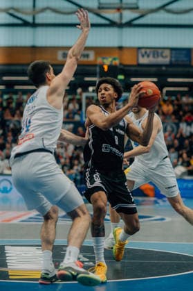 BB TS Men Syntainics MBC BMA365 Bamberg Baskets Demarcus Demonia BMA365 Bamberg Baskets during the 2025 2026 season in the EasyCredit Bundesliga between Syntainics MBC and BMA365 Bamberg Baskets at Stadthalle Weissenfels on May 8, 2026 in Weissenfels, Sachsen Anhalt, Germany