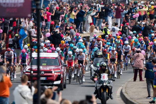 Giro D Italia 1-st Stage - Nessebar - Burgas Cyclists pass by the mill of Nessebar during the official start of the 109th Giro d Italia in Nessebar, Bulgaria, on May 8, 2026. Nessebar Bulgaria  Copyright: xHristoxRusevx originalFilename:rusev-notitle260508_npQ4F.jpg
