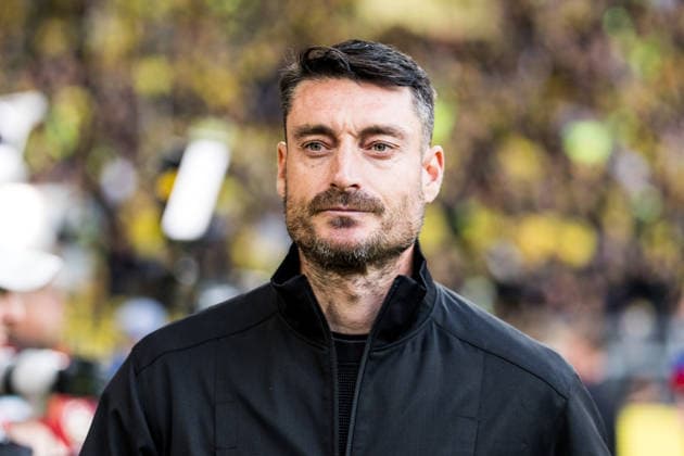 DORTMUND, GERMANY - MAY 8: Albert Riera (Head Coach Eintracht Frankfurt) before the Bundesliga match between Borussia Dortmund vs. Eintracht Frankfurt at Signal Iduna Park on matchday 33 of the 1. Bundesliga on May 8, 2026 in Dortmund, Germany. DFL REGULATIONS PROHIBIT ANY USE OF PHOTOGRAPHS AS IMAGE SEQUENCES AND OR QUASI-VIDEO. North Rhine Westphalia Germany Copyright: xSteffiexWunderlx