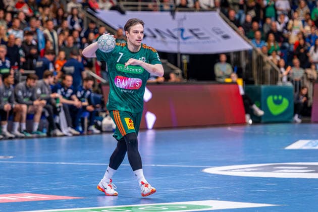 Leif Tissier TSV Hannover Burgdorf, No. 7 v l , TSV Hannover Burgdorf green against SC DHfK Leipzig white on matchday 31 of the 2025 2026 season in the DAIKIN Handball Bundesliga 08 05 2026, ZAG Arena Hannover, GER , Copyright: xJanxGuentherx xTSVxHannover-Burgdorfx