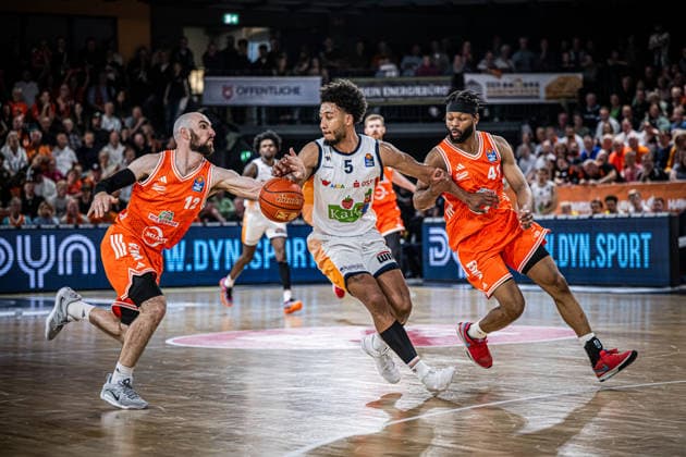 1 Basketball Bundesliga, easyCredit BBL, Season 2025 2026, Men, Main Round, 33 Matchday, 08 05 2026, RASTA Vechta Rostock Seawolves D Shawn Schwartz 5 Rostock Seawolves in action Vechta RASTA Dome Lower Saxony Germany